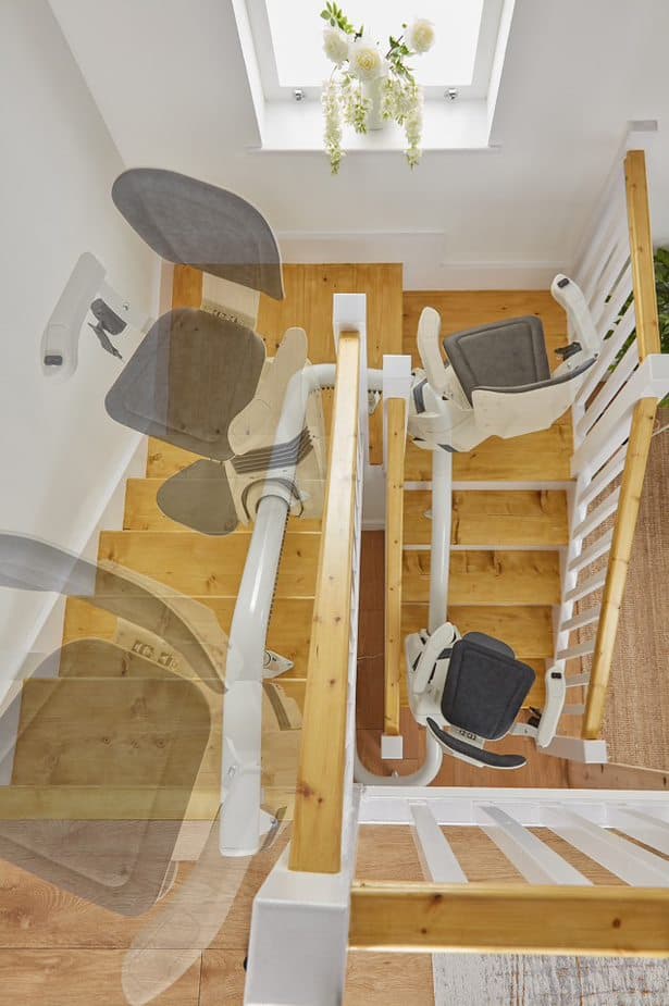 Platinum Ultimate Curved Stairlift