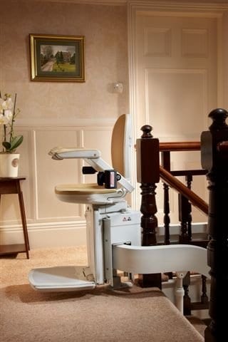 Acorn Brooks 180 Curved Stairlift