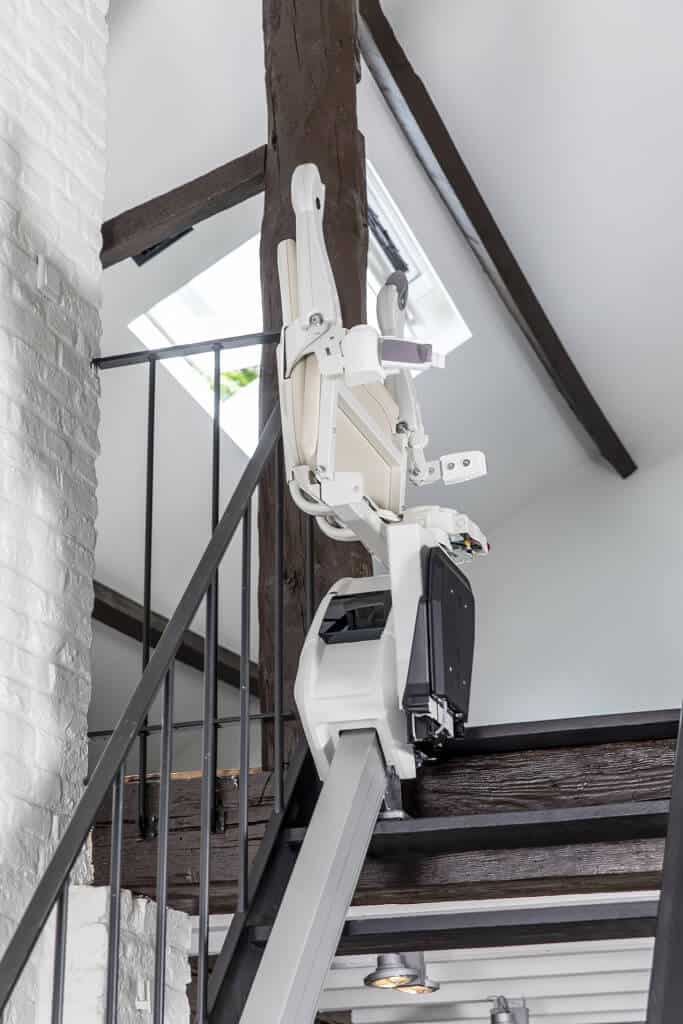 Handicare 1100 Straight Stairlift